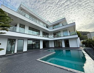 Geschakelde woning in Bektaş
