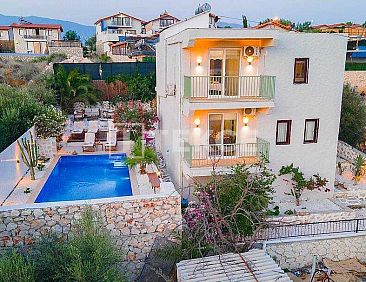 Geschakelde woning in Gelemiş