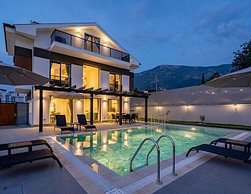 Vakantiehuis Villa in Ölüdeniz mit Kinderpool
