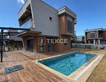 Vrijstaande woning in Kusadasi