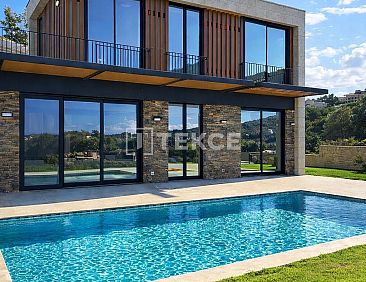 Geschakelde woning in Gümüşlük