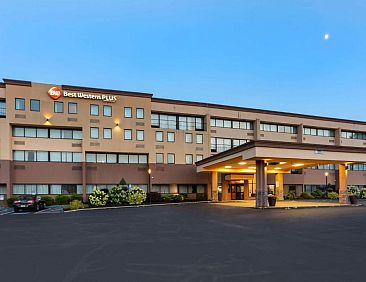Best Western Plus Reading Inn &amp; Suites