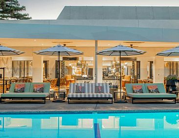 Hotel Paradox, Autograph Collection