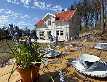 Evenröd Lakehouse