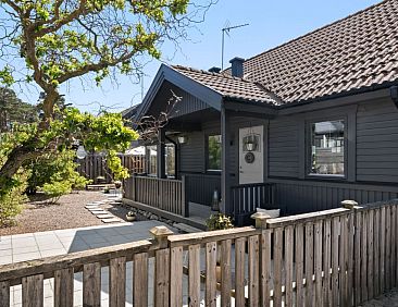 Vakantiehuis "Paradisvägen" direkt am Strand