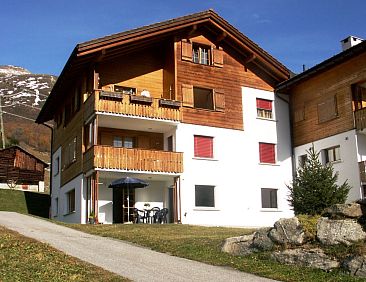 Appartement Tgèsa Garnetsch No. 1 Young, (Sedrun).