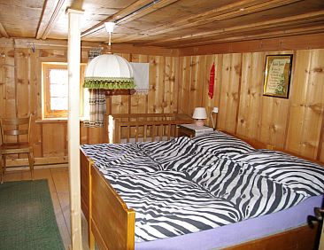 Appartement Ferienhaus Altes Walserhaus, Brün, (Valendas-Br