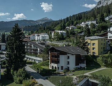 Appartement Apartment Tavaun - Crap Grisch, (Flims Dorf). 1.
