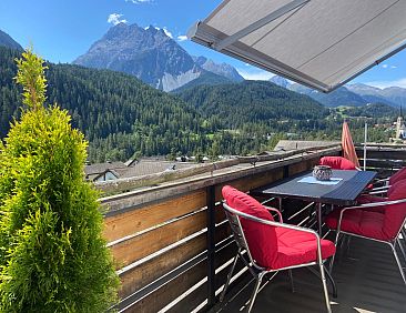 Appartement Sotchà 8c, (Scuol).