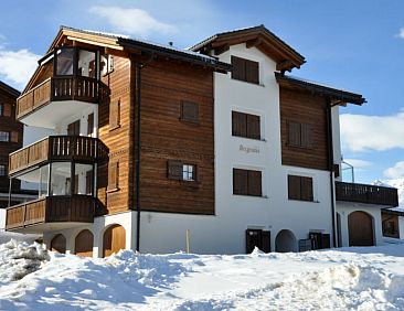 Appartement Arzgruoba, Obersaxen-Misanenga, (Obersaxen).