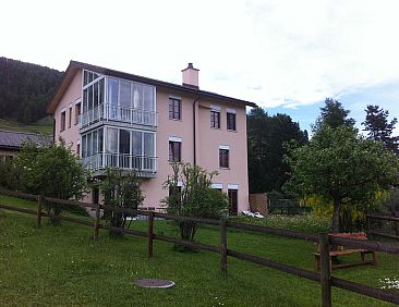 Appartement Iten, (Ftan).
