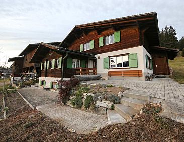 Vakantiehuis Chalet Raggälia, (Pany).