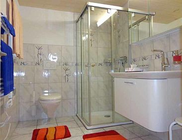 Appartement Gün Derungs, Safien-Platz, (Safien Platz).