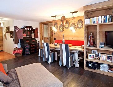 Appartement CHESA LA POST