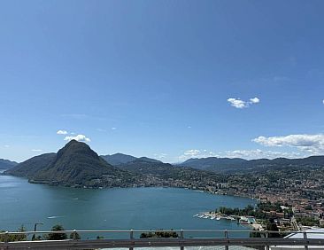 Appartement 3.5-Zi.-Ferienwohnung mit privatem Seeanstoss