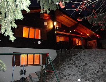 Vakantiehuis Schweiz Chalet,Grächen,St.Niklaus bis 10 Perso