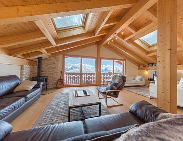 Vakantiehuis Chalet Nid Blanc wood burning hottub