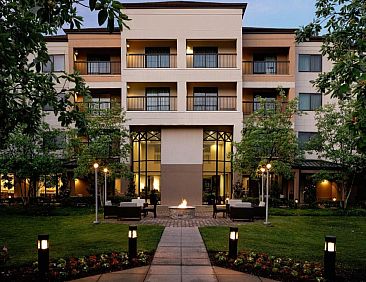 Courtyard by Marriott Springfield