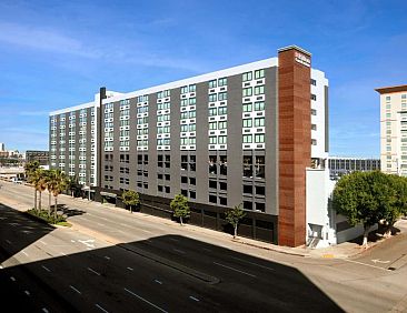 La Quinta by Wyndham LAX