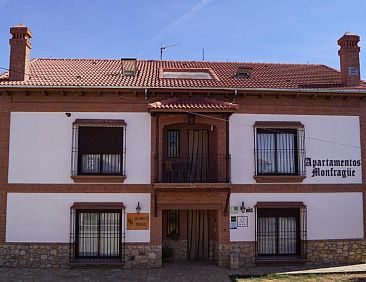 Apartamentos Rurales Monfragüe