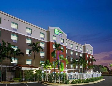 Holiday Inn Express Hotel &amp; Suites Pembroke Pines Sheridan S