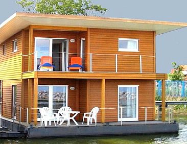 «Floating House 1 - Classic»