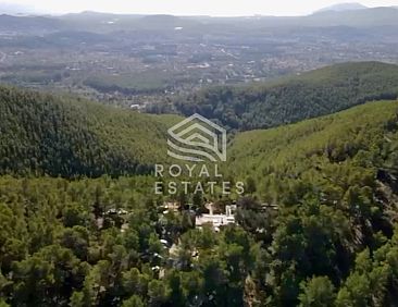 Vrijstaande woning in Santa Eaularia