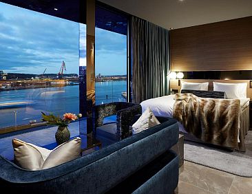 Hotel Riverton