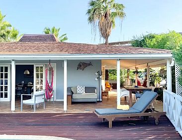 'Casa Troepiaal' met privé zwembad