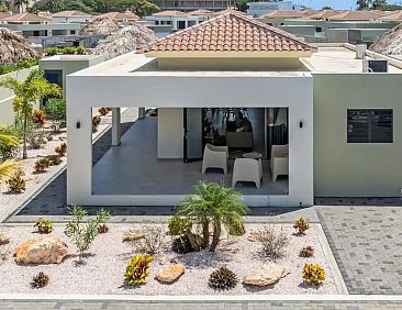 Luxe villa (18) met zwembad