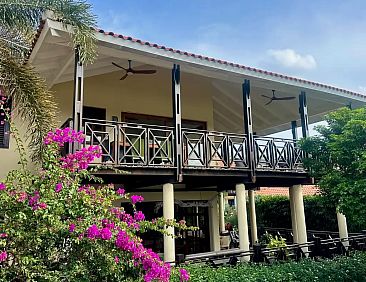 VIP Villa vooraan bij Blue Bay Beach