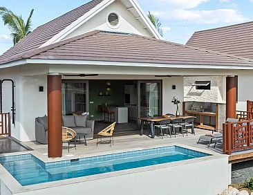 Villa Jazmyn 40 Blue Bay Resort