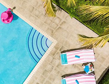 Caribbean Beach Resort Blenchi