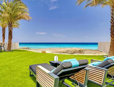 Sea Front Luxury Villa