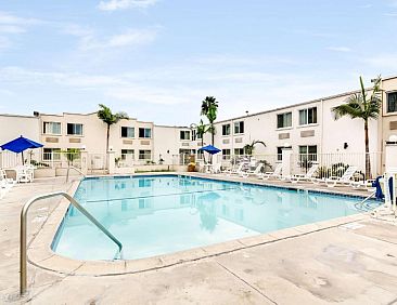 Motel 6-Carson, CA