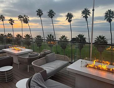 La Jolla Cove Suites