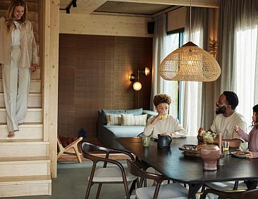 Unbrick One | Jacuzzi &amp; Sauna | 6 Pers