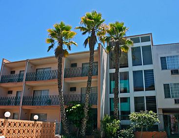 Royal Century Hotel at LAX