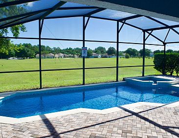 Vakantiehuis Entspannende Familienvilla mit privatem Pool un