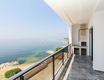 Geschakelde woning in Bayır