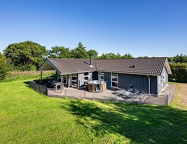 Vakantiehuis "Findus" - 1.2km to the fjord