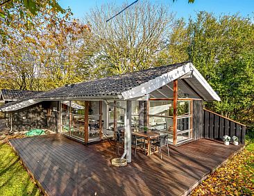 Vakantiehuis "Esbern" - 3.7km from the sea