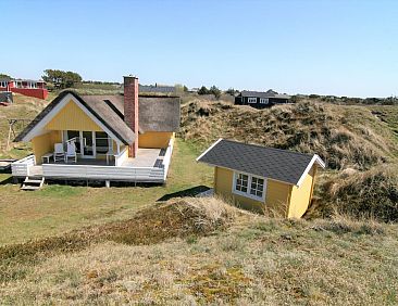 Vakantiehuis &quot;Esa&quot; - 500m from the sea