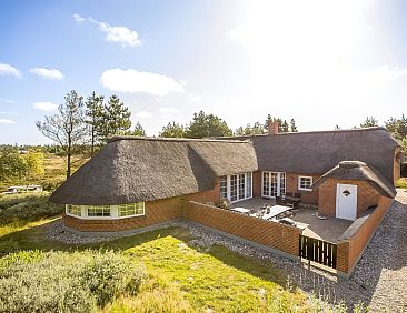 Vakantiehuis "Artan" - 2.6km from the sea