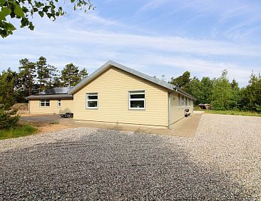 Vakantiehuis "Nael" - 1.6km from the sea