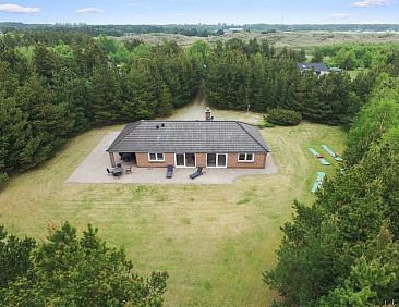 Vakantiehuis "Deljan" - 3.5km from the sea
