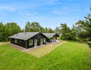 Vakantiehuis "Joona" - 12km from the sea