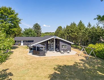 Vakantiehuis "Gylla" - 12km from the sea