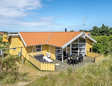Vakantiehuis "Midja" - 800m from the sea