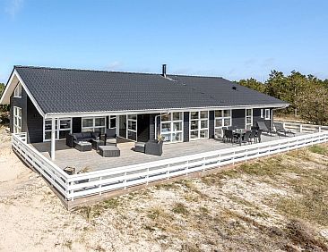 Vakantiehuis "Heilo" -  from the sea